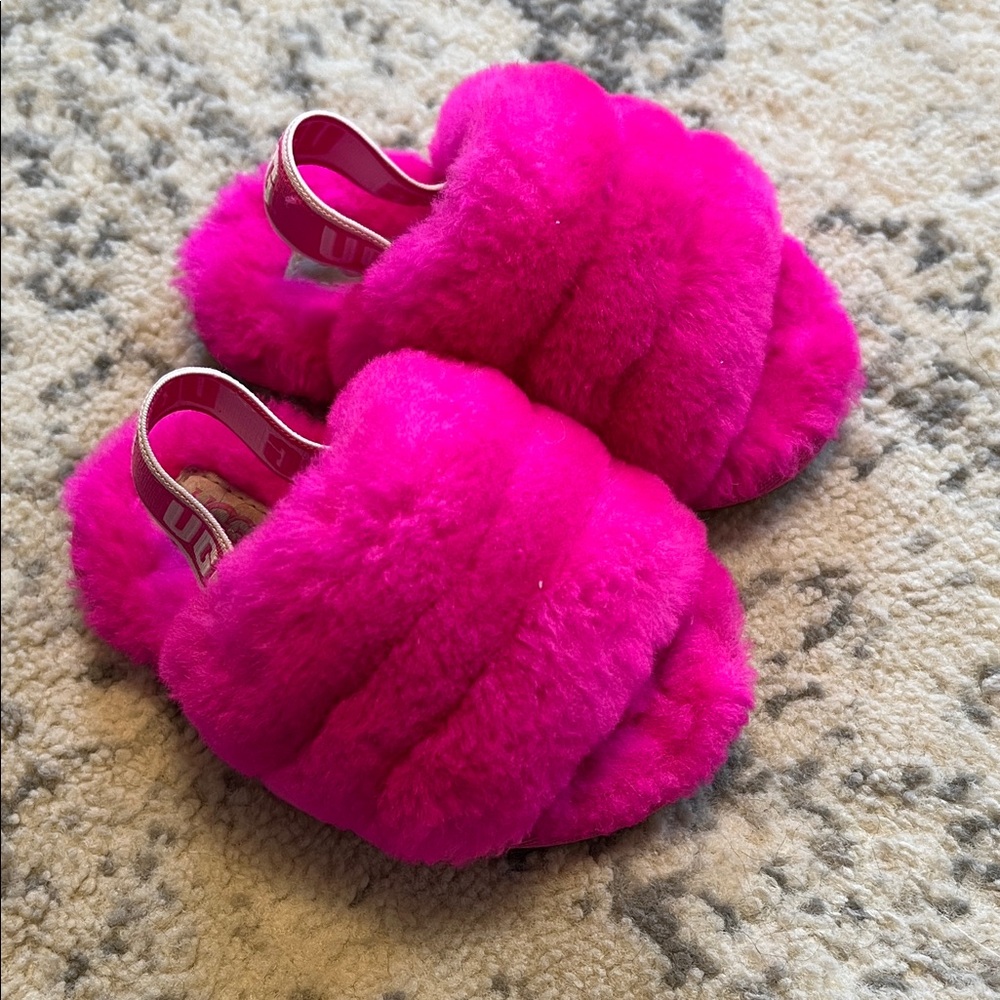 Kids Ugg Pink Fluffy Slippers